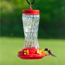 There are literally hundreds of most flowers are bright and hummingbirds have evolved to locate their preferred food sources as my feeder sits on top of a metal stake in a plant pot. Hummingbird Feeder 16oz Woodlink Stein S Garden Home