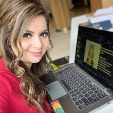 Whitney Weiler's Instagram, Twitter & Facebook