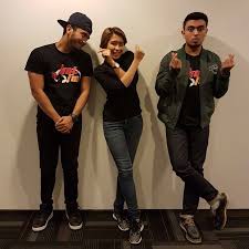 Provided to youtube by believe sas warkah untukku · ara johari warkah untukku ℗ rocketfuel entertainment sdn bhd released on: Hot Fm On Twitter Jom Countdown 30 Lagu Terbaik Dgn Isseyfazlisham Armadaammar Ditemani Gadis Cantik Warkah Untukku Ara Johari Cartalaguhot Https T Co 0gi3aqk3fq
