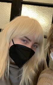 Billie eilish cozied up to matthew tyler vorce while they waited for their java. Billie Eilish Is Blonde In 2021 Billie Billie Eilish Blonde