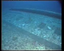 the oceanos at the bottom of the sea