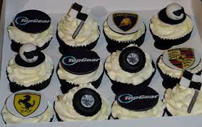 The Cakery Bakery 30 Birthday Cake Themed Cupcakes Cake Inspiration