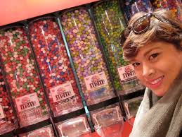 Flashback Friday: colors & chocolate at M&M
