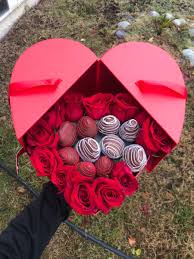 Roses and strawberries in a box. 16 Strawberry Bouquets Boxes Ideas Bouquet Box Strawberry Chocolate Covered Strawberries