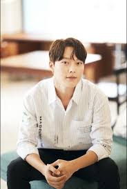 모델 아카데미를 다니면서 꿈을 키웠고 2012년 디자이너 최범석의 2012 s/s 제너럴 아이디어 콜렉션을 통해 데뷔했다. ìž¥ê¸°ìš© ì „ì—¬ìžì¹œêµ¬ ì´ìƒí˜•