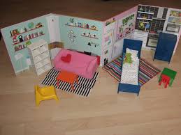 Ikea Barbie Puppen Mobel Set Von Ikea Fur Barbiepuppen Platz Sparend Kreativ Barbie Puppen Puppen Barbie