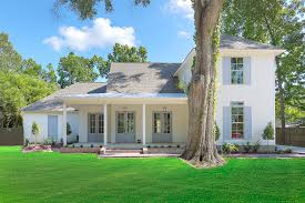 Front Elevation Old Goodwood Modern Farmhouse Farmhouse Exterior New Orleans By Golden Fine Homes