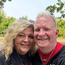 If not allowed, please delete. I'm a photographer, and New to the bartow  area. (2 years here) What is the best places around here for photos? I have  graduation photos coming up