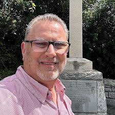 Amazon.com: Keeper of the Keys: When the People of God are Ignited to  Produce Cultural Transformation eBook : Schlueter, Dr Thomas, Munoz, David,  Sheets, Dutch: Kindle Store