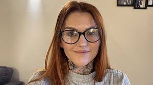 Hospital apology to woman who lost leg after medical failures