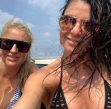 That was the best end of year Christmas party. Thank you so much to this  amazing team. Absolutely blessed to work along such legends and some of the  best in natural medicine.