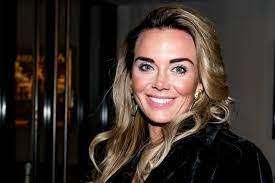 #rachelhazes #moniquewestenberg was niet goed genoeg, ondanks monique's lijmpogingen tussen moeder en zoon. Trotse Monique Westenberg Deelt Beelden Van Eigen Kledinglijn