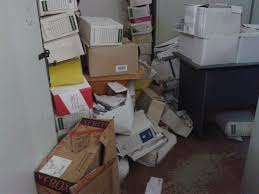 (8) persoana care datorează taxa pe teren are obligaţia să depună o declaraţie la compartimetul impozite si taxe locale din cadrul primariei comunei mahmudia , până la data de 25 a lunii următoare celei în. Plata Impozitelor Si Taxelor Locale In BacÄƒu O VizitÄƒ In Vremurile De Dinainte De 89 BacÄƒul Activ