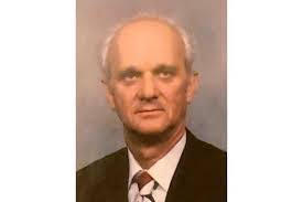 Leonard Rowles's Instagram, Twitter & Facebook