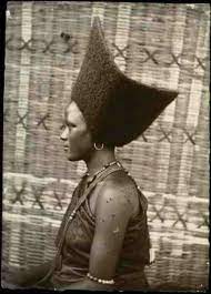 Amazing Black Afrikan Oromo Women Hairstyle During Pre Colonial Era Of Freedom Thanks To Mauro Ghermandi African Hairstyles Traditional Hairstyle African