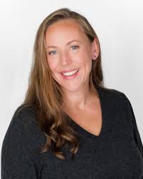 Emily Maple's Instagram, Twitter & Facebook