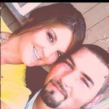 Vanessa Eaves's Instagram, Twitter & Facebook