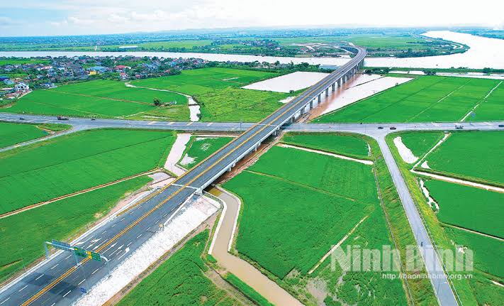 Xây dựng kết cấu hạ tầng đồng bộ, hiện đại: Tạo đột phá phát triển kinh tế - xã hội