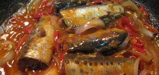 Masukkan daun pucuk labu, bawang merah bawang putih serta cili merah han tumbuk serta santan cair ke . Resepi Sardine Kuah Pedas Teringat Ramadan Masa Kecil Kecil Selalu Makan Time Puasa Kartel Dakwah