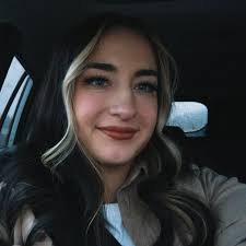 Bells (@bella.moye) • Instagram photos and videos