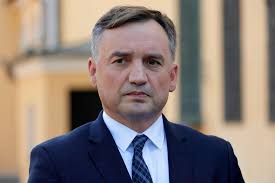 Przeszukania w domach polityków Suwerennej Polski