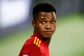 ʒəˈɾaɾt born 7 april 1992), is a spanish professional footballer who plays as a striker for villarreal cf and the spain national team. Furia Rocha Barca Juwel Ansu Fati Stellt Spanien Rekord Auf