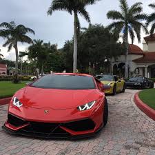 3 745 Likes 7 Comments Www Huracantalk Com Huracantalk On Instagram Driveway Goals Huracantalk Member Voitures De Luxe Voitures Lamborghini Supercars