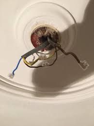 Electrical - Light Fixture Earthing Wires - Home Improvement Stack Exchange