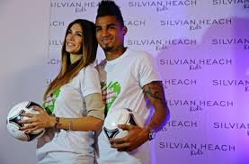 Boateng and kasia started dating in 2019, but broke up this month after a public spat in which the athlete's former belle rebecca silvera accused. Melissa Satta Ist Schwanger Kevin Prince Boateng Wird Vater Panorama Schwarzwalder Bote