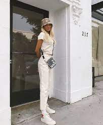 Bucket Hats Are Back Fashionactivation Outfits With Hats Fashion Sporty Outfits