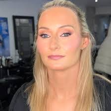 Ashley Osler's Instagram, Twitter & Facebook