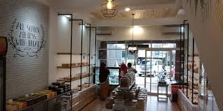 Apr 28, 2021 · sepeda lipat adalah sepeda yang dapat dilipat dan disimpan dalam bentuk yang ringkas. Make Over Toko Roti Ezenza Weleri Konsultan Arsitek Desain Interior Omah Alit Pekalongan Batang Tegal