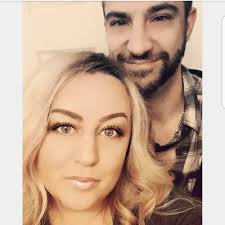 Stacy Ledbetter's Instagram, Twitter & Facebook