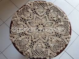 Pada umumnya warna merah putih merupakan lambang keberanian, kewiraan sedangkan warna putih merupakan lambang kesucian. Ready Stock Doily Staries Best Seller Khas Rajutan Grandmomsgallery Diameter 55cm Warna Putih Tulang Ready 1pcs Grab It Fast Order Lsg Kontak Bio G Crochet