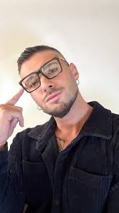 Your glasses say alot about you. 👓🕶️ Mine? They say confidence. Wearing  the Hype (silver), Evette (black), and Nevaeh (tortoise) — all from  @zeelool @zeelool_men 👓 Style stays sharp. Vision stays clear.