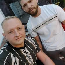 Any recommendations for shed installers? Needing a floor put down and then  a shed built in my garden, appreciate any recommendations.