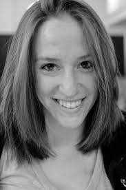 Elizabeth Moroney's Instagram, Twitter & Facebook