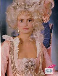 Photo Of Princess Gloria Von Turn Und Taxis In Costume As Marie Antoinette But W Real Jewels She Has Sold The Tiara Royal Jewels Royal Tiaras Crown Jewels