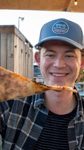 Follow @winenapkins, #napavalley #food #pizza #asmr #napa #visitnapavalley  #foodie #yummy #onebite