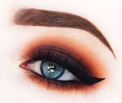 Makeup Tips For Blue Eyes 10 Makeup Ideas To Enhance Blue Eyes Makeup Tutorial Eyeshadow Dark Makeup Eye Makeup