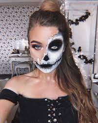 Test your knowledge with this set of fun facts about the his. Make Up Kunst Von Monika Falcik Horrormassig Kreativ