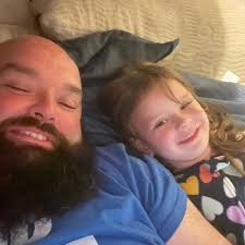 Brad Sandlin's Instagram, Twitter & Facebook