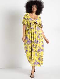 If your figure isn't standard, it doesn't deprive you of a chance to look elegant and charming. 26 Flattering Plus Size Wedding Guest Dresses For Summer 2021