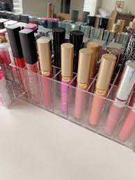 These awesome diy makeup organizer ideas will save you space and trouble. How To Organize Makeup Best Makeup Storage Ideas Kindly Unspoken