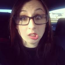 Julia Arnett (juliarose22)