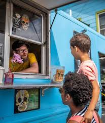 Marquette is a town in michigan with a population of 20,932. 5 Must Try Food Trucks In The U P Travel Marquette Michigan