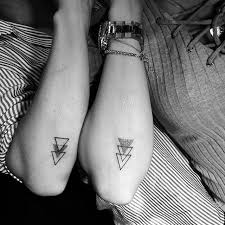 Websta Mcapocci Lines Irmas Contato Para Orcamentos E Criacoes 11 95357 2311 Ap Tattoo Studio R Dr Andrade Sibling Tattoos Tattoos Friendship Tattoos