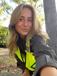 hey My Name is Alex, a german guy, who is