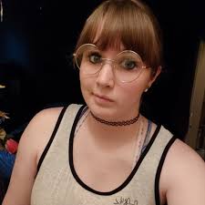 Alyson Moore (@AlysonMoore92)