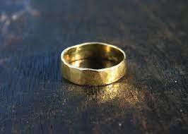 18k Gold Ring 18k Yellow Gold Ring Solid Gold Ring 5mm Solid Gold Wedding Band Hammer Mens Gold Wedding Band Hammered Gold Wedding Band 18k Yellow Gold Ring